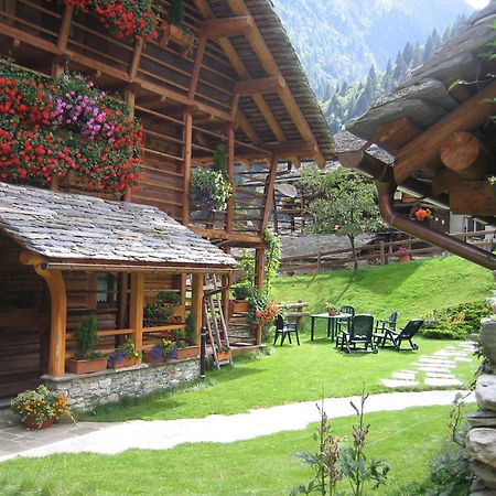 Baita Reale Alagna Valsesia Esterno foto