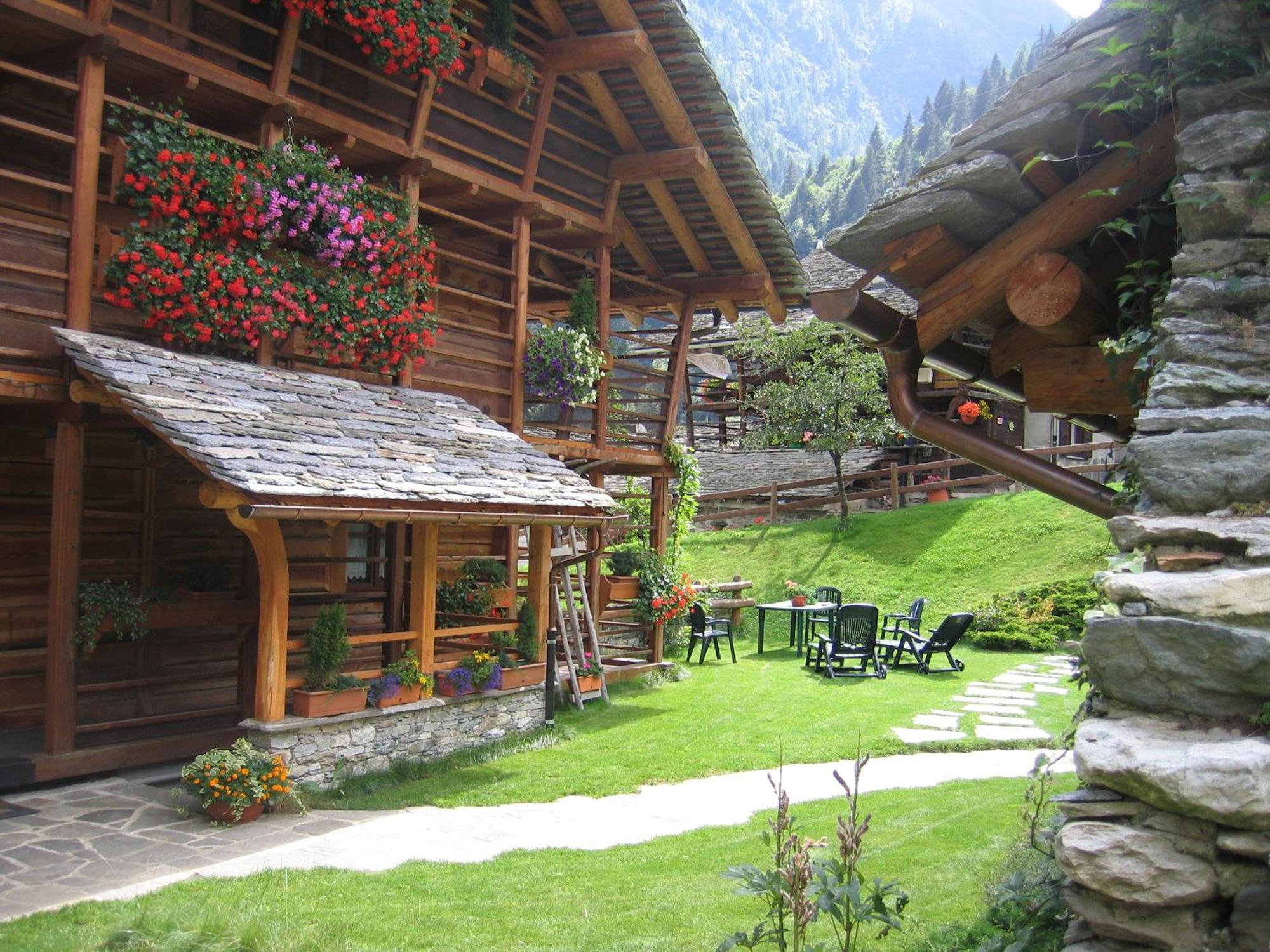 Baita Reale Alagna Valsesia Esterno foto